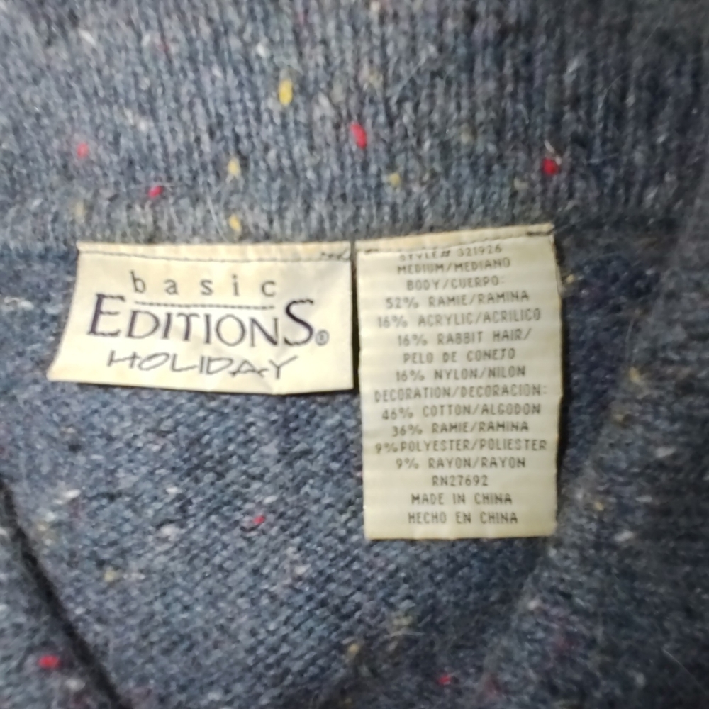 Basic Editions Holiday Sweater M - image 5